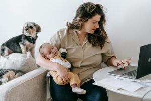 How to Train Dogs With Kids at Home: Expert Family Tips